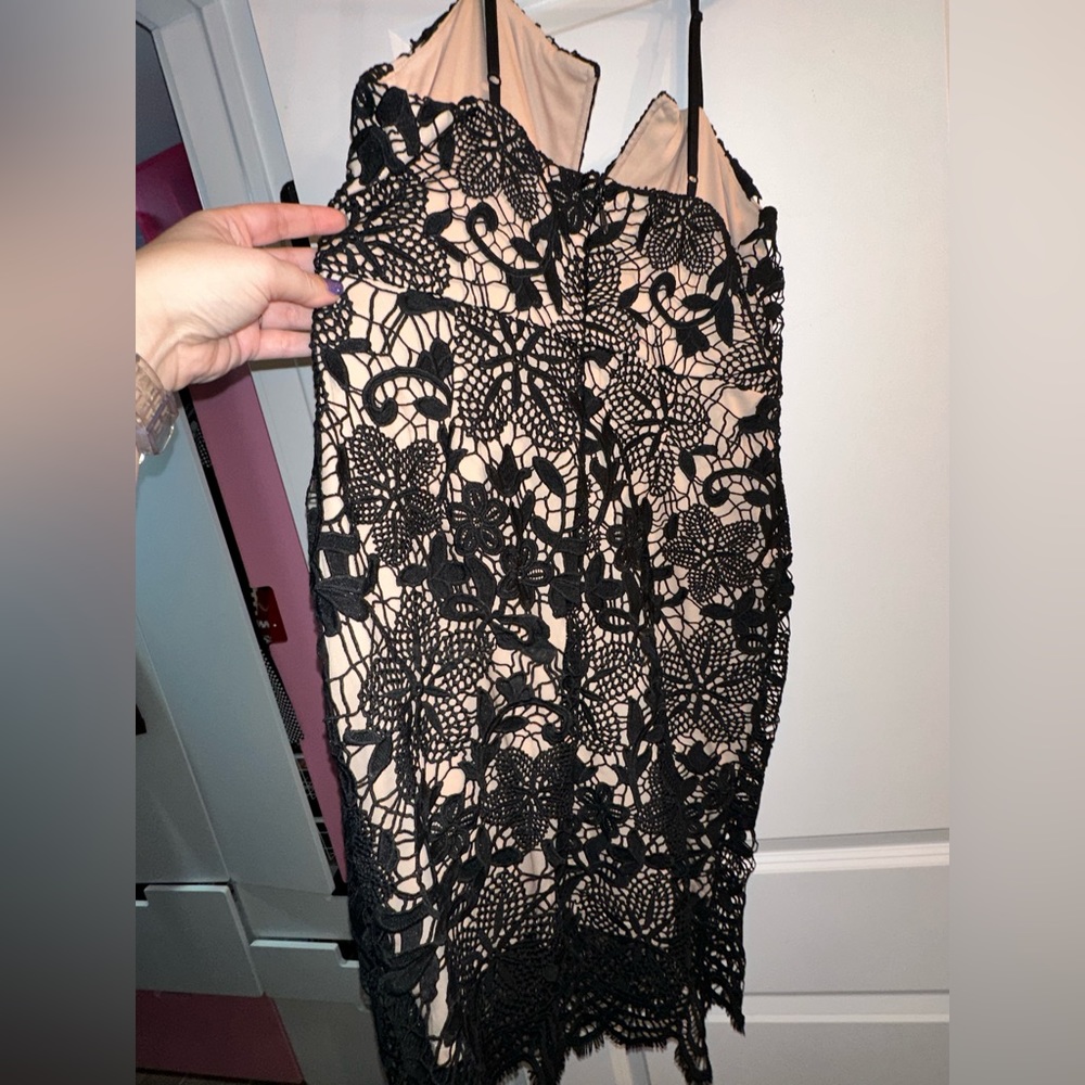 Dress - Picture 2 of 2